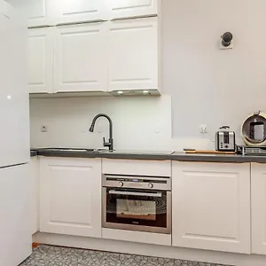 Nouvel De Caractère Et Climatisé à La Joliette Marseille